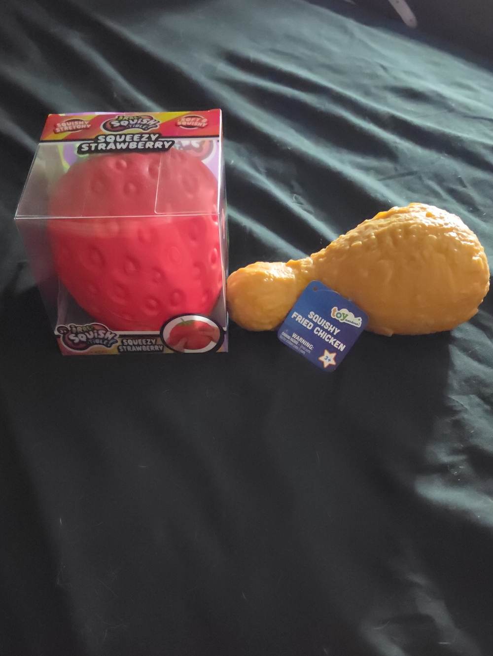 Squeezy Strawberry & Squishy Fried Chicken Toy Set